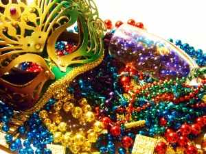beads-and-mask